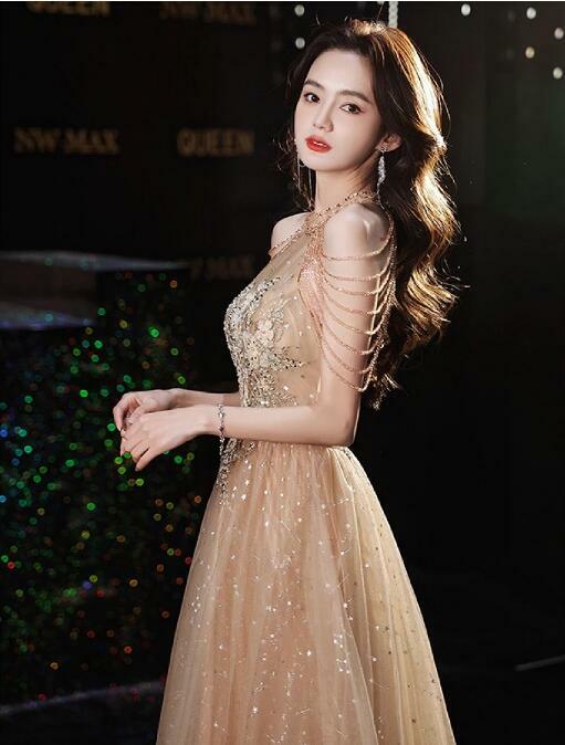 2022 Champagne Gold Celebrity Dress Halter a-line Floor-length nappa Sleeve Party Night Sparkly Sequin Beaded abito da sera nuovo
