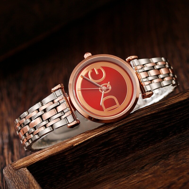 XQG Mode Top Uhren Für Frauen Weibliche Uhr Edelstahl Luxus Geschenk Rot Zifferblatt 2023 Neue Perfekte Sport Quarzuhr frauen