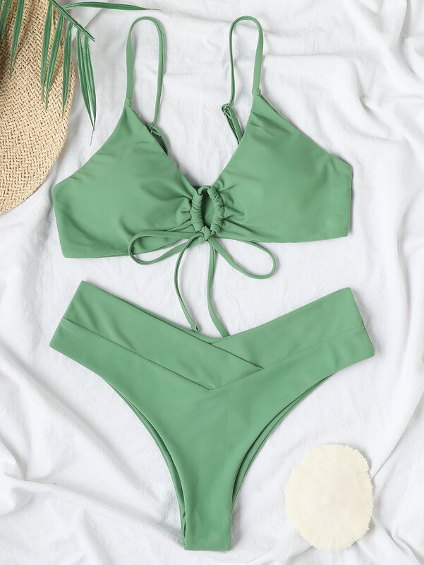 Neues hochela tisches Bikini-Set für 2024 Sommer zweiteilige einfarbige Schnürung sexy Frauen Badeanzug Strand Badeanzug Bade bekleidung