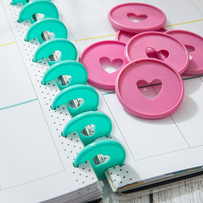 Anillas de plástico con agujero de corazón para encuadernación, discos redondos de colores con orificio en forma de seta para encuadernar, manualidades, 30 unidades de 35mm