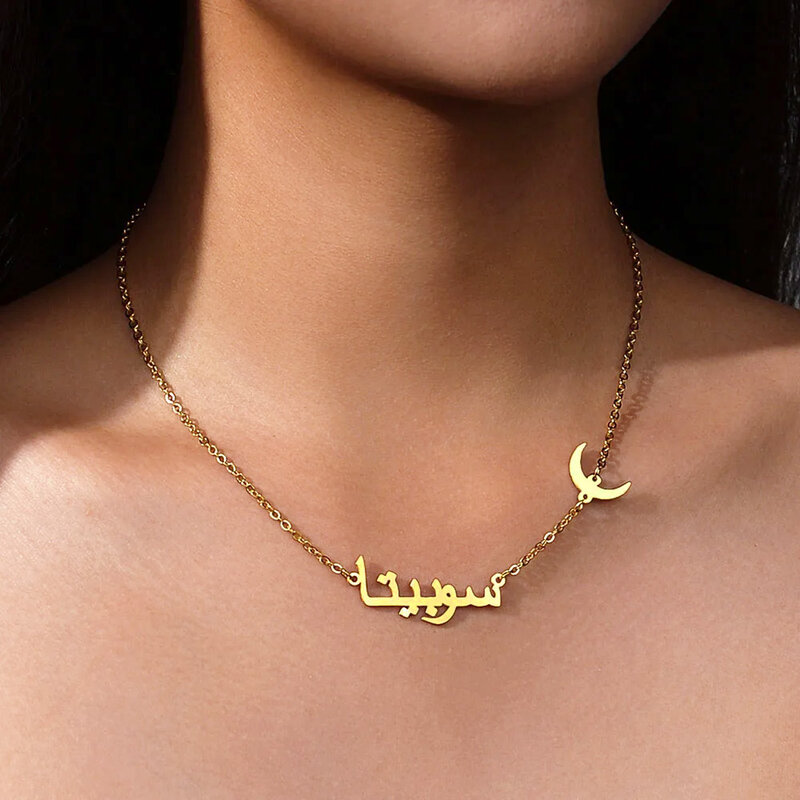 Diamon kalung nama khusus mode baru kalung bulan huruf baja tahan karat pelat nama rantai cekik untuk hadiah perhiasan wanita