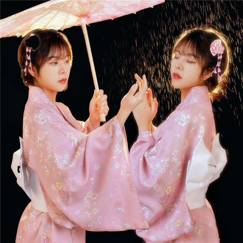 Kimono kardigan Jepang wanita Kimono blus kemeja Cosplay Jepang Yukata wanita pakaian fotografi pantai musim panas Kimono 2024