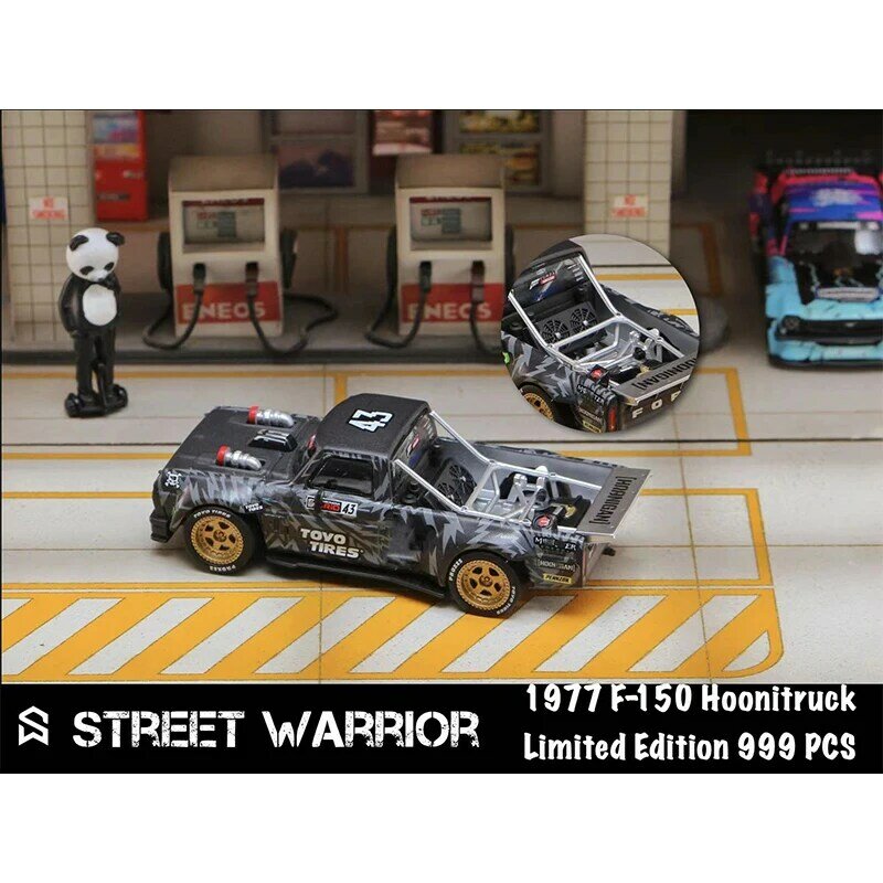 SW w magazynie 1:64 Mustang Hoonicorn RTR V2 RWB 993 Diorama z odlewu kolekcja modeli samochodów miniaturowe zabawki Carros broń uliczna