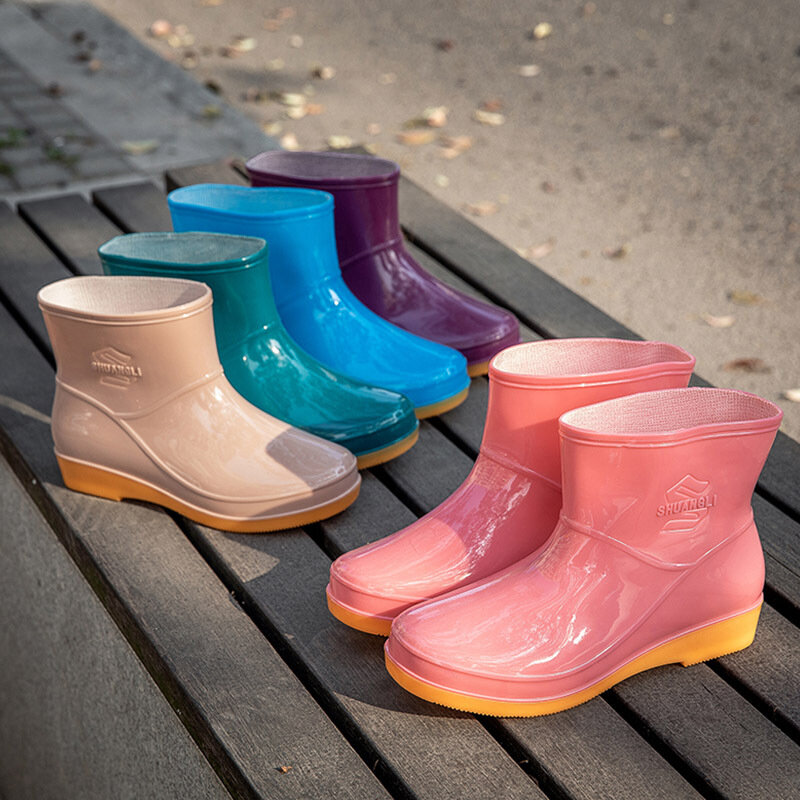 Botas impermeables de tacón bajo con hebilla para mujer, zapatos medios con punta redonda, para lluvia
