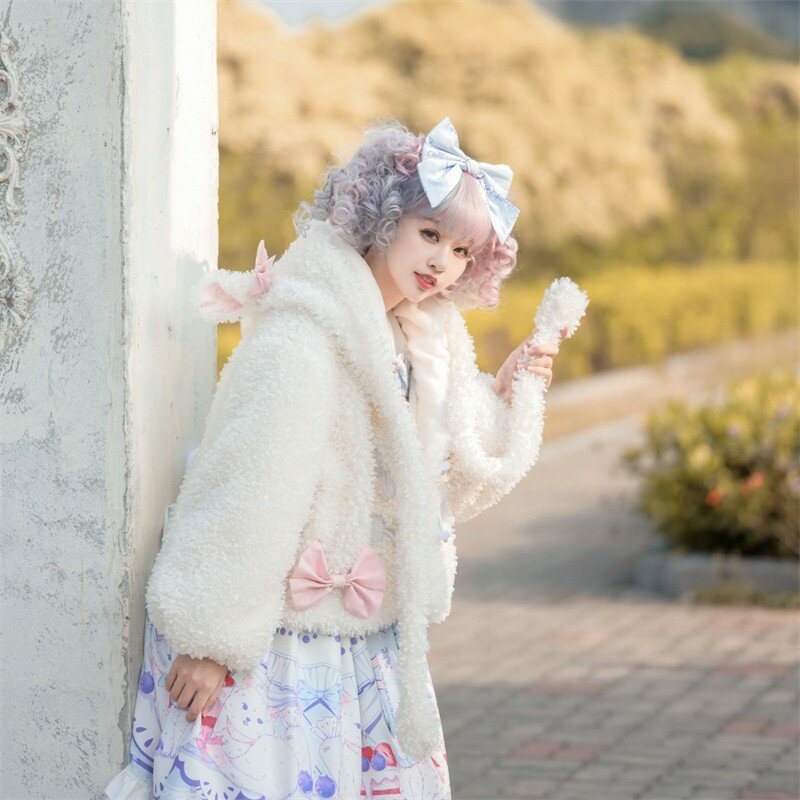 ญี่ปุ่น Girly Sweet Lolita Coat ฤดูใบไม้ร่วงฤดูหนาว Warm Soft เสื้อคลุม Plush กระต่ายหู Hooded Cape ผู้หญิง Kawaii Outwear Jacket