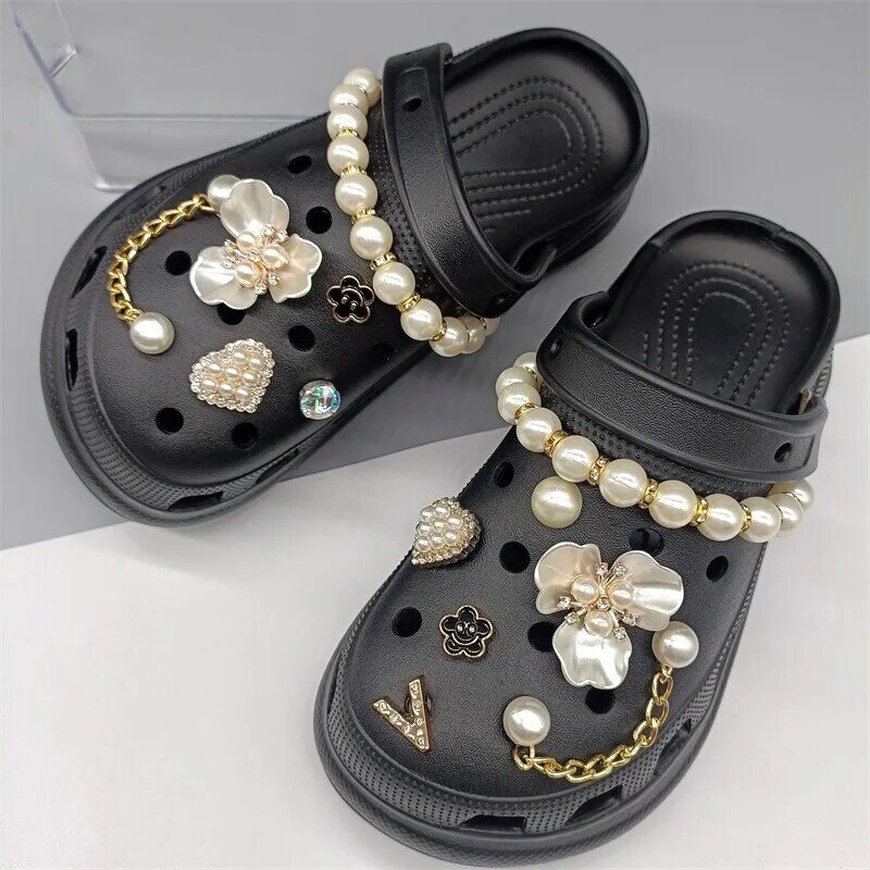 Sandal Croc Fashion pesona rantai mutiara berlian imitasi bunga Set sandal aksesoris anak perempuan dipersonalisasi dekorasi hadiah pesta