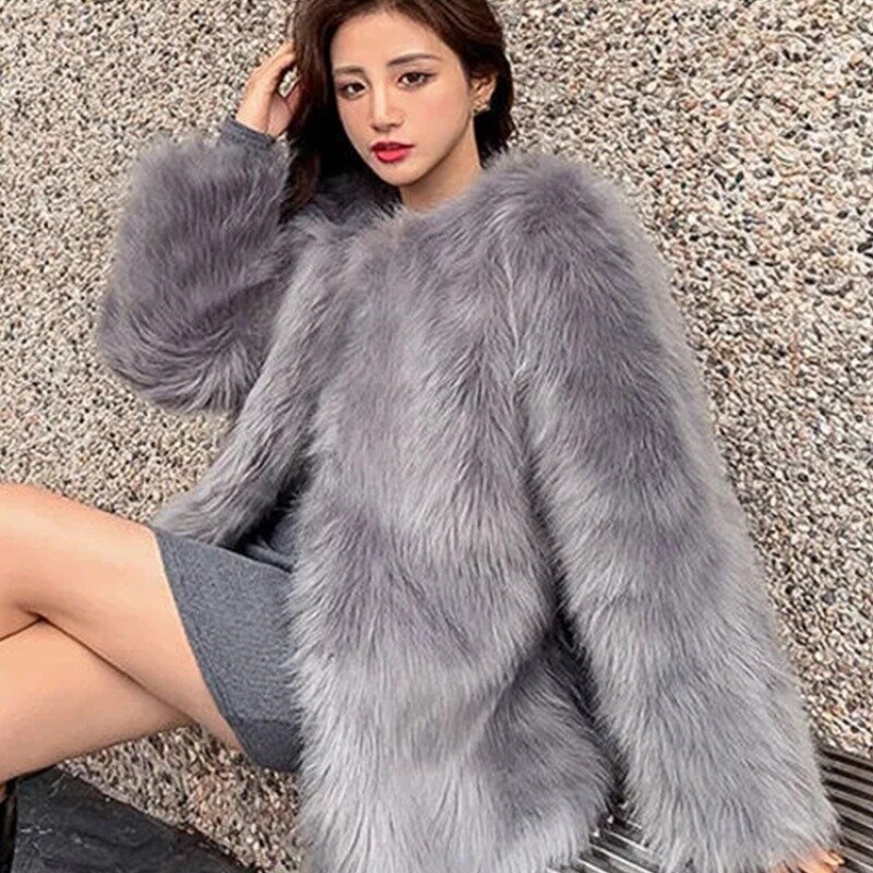 Manteau en fausse fourrure de renard pour femmes, pardessus épais et chaud de style mi-long, veste en peluche, vêtements d'extérieur décontractés d'hiver, nouveauté 2024