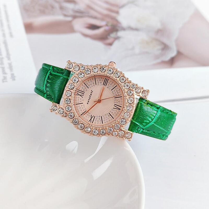 Montre-bracelet à quartz élégante pour femme avec cadran de style biscuits, bracelet en similicuir réglable, haut pour les affaires
