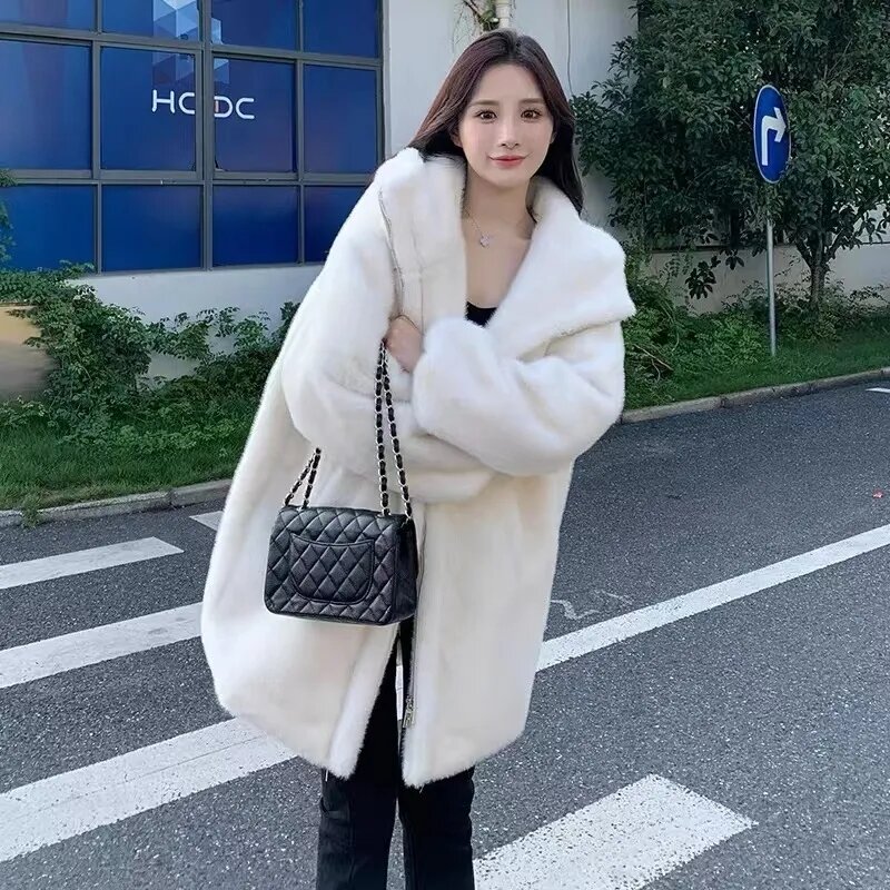 Abrigo de lana de cordero de imitación blanca para mujer, chaqueta de felpa de piel de conejo sintética con capucha informal, abrigo grueso, Tops de invierno
