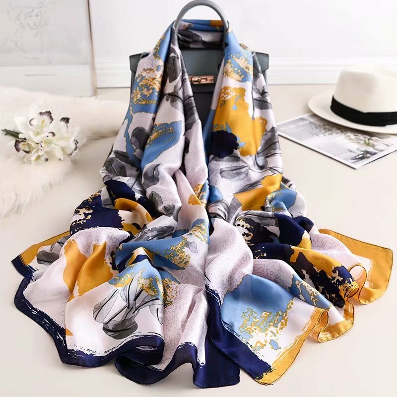 Luxury Brand Spring Autumn New Style Warm Silk Scarves Women Summer Sun-resistant Shawl Real Beach Printed Headscarf scarf
