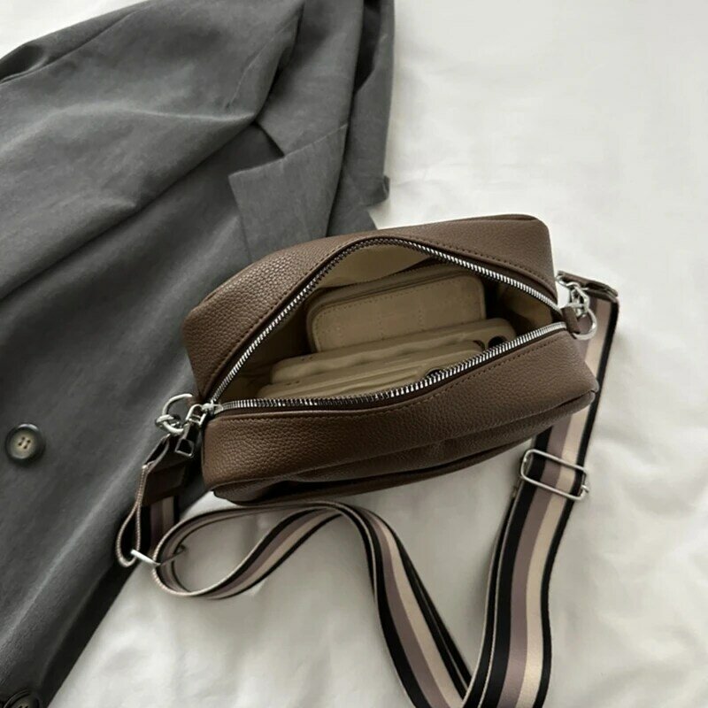 Vintage Crossbody Bag for Women PU Leather Small Square Shoulder Bag Simple Bag Removable Wide Strap Shoulder Bag