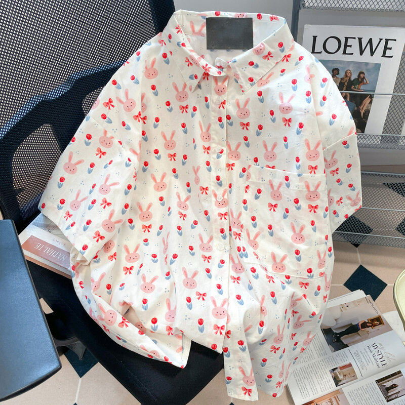 Japanse Kawaii Bunny Bloemenprint Shirt Vrouwen Zoete Losse Korte Mouw Top Zomer Mode 2024 Koreaanse Chique Knoop Konijn Blouse