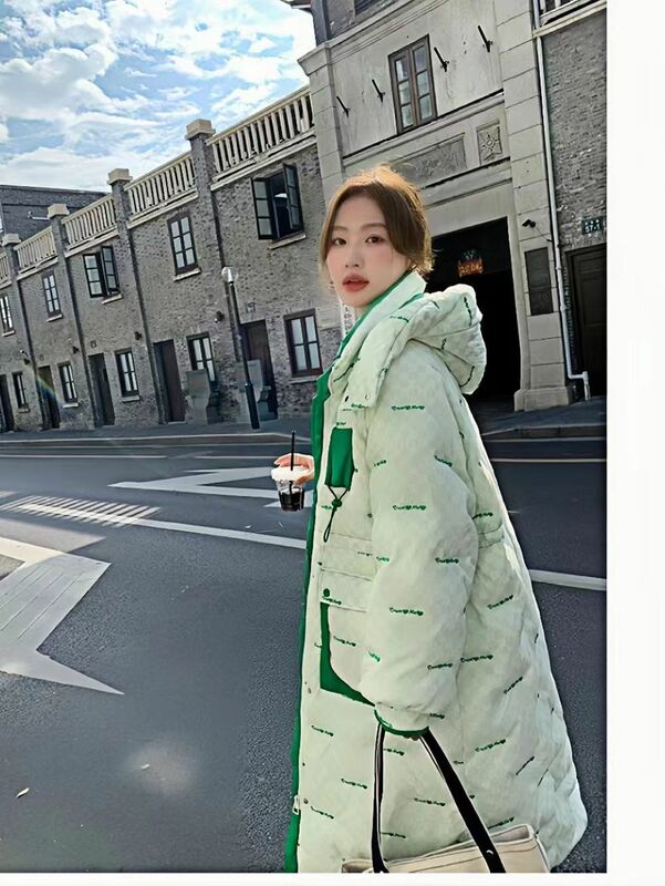 Fragrant Style Down Jacket, Long Hooded Embroidered Patchwork 90 White Duck Down Jacket, Women's Winter New 2024