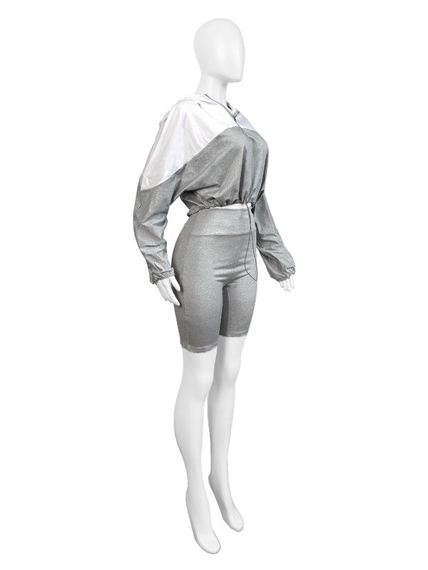 ชุดวอร์ม2ชิ้นเสื้อสเวตเตอร์แบบมีเชือกผูกมีฮู้ดแขนยาวชุดครอป + กางเกงขาสั้นแบบลำลองสีผู้หญิงแบบเย็บปะ