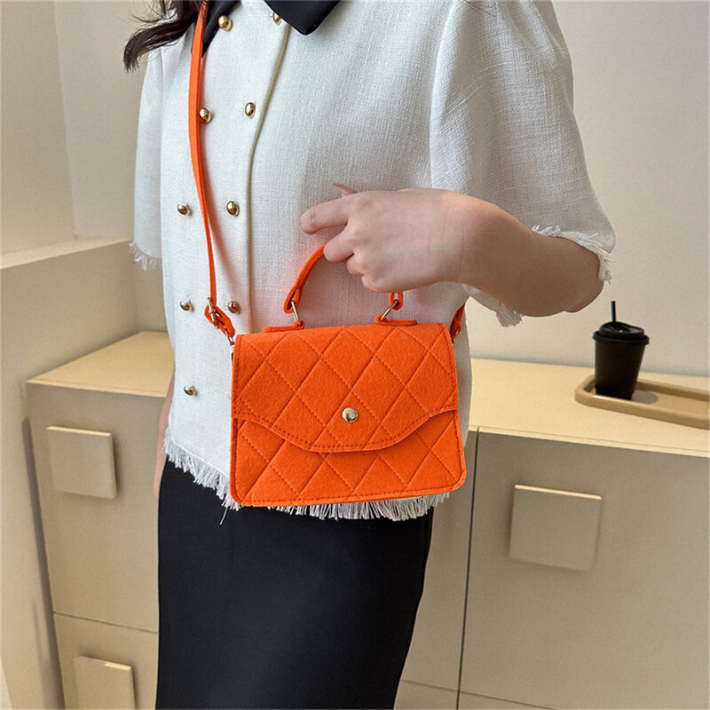Fashion Felt Cloth Pattern Shoulder Bags For Women Small Handle Underarm Bag Clutch Luxury Solid Color Female Handbag 2024 New