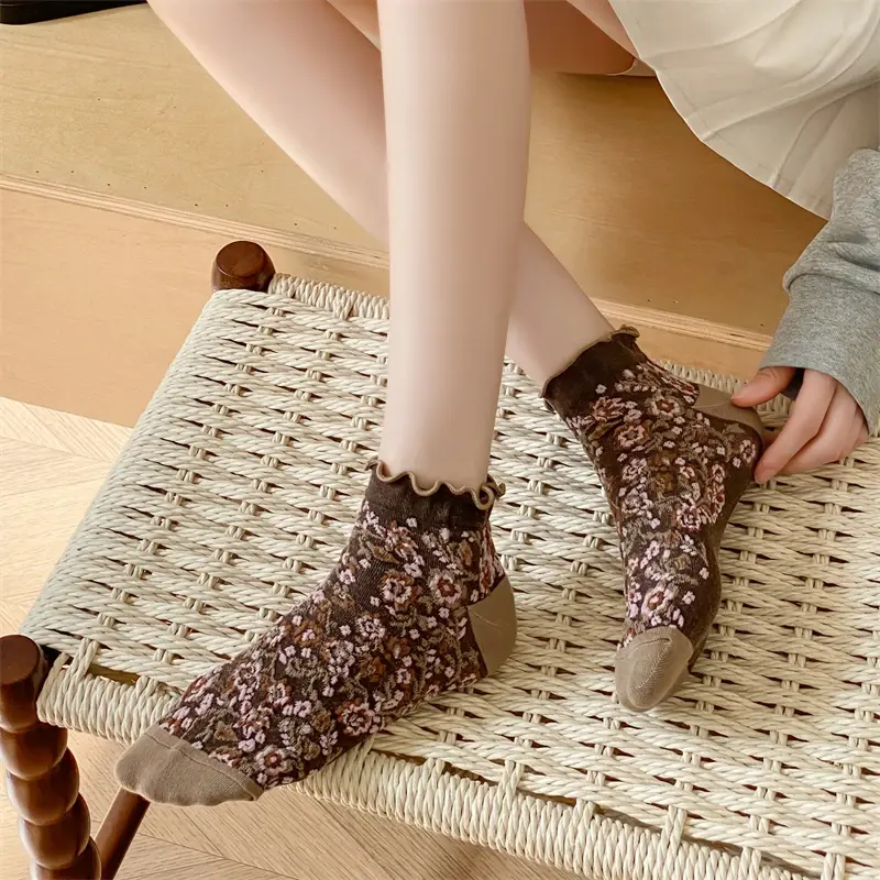 5 Paar Socken für Frauen kurze Retro Blumen mode Baumwolle absorbieren Schweiß lässig Mädchen Söckchen Set weiche Rüschen Rüschen Socken Dame