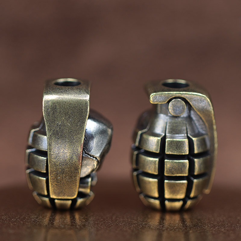 Doppio colore teschio granata ottone coltello perline EDC fai da te Paracord bracciali intrecciati cordino pendenti accessori attrezzi da esterno impiccagioni