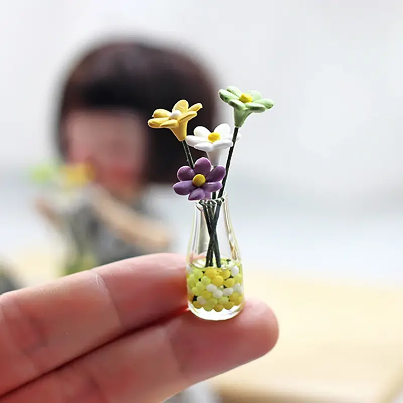 1Pcs 1/12ตุ๊กตา House Miniature Daisy ดอกไม้แจกันจำลองของเล่นสำหรับ Mini ตกแต่งตุ๊กตาอุปกรณ์เสริม