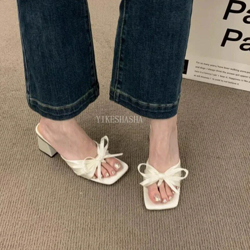 Sandalias de tacón bajo con lazo para mujer, zapatillas de tacón grueso, de lujo, de diseñador, novedad de verano, 2024