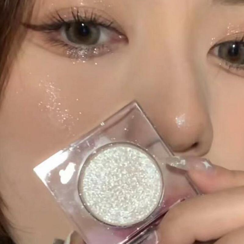 Decoration Eyeshadow Makeup Fine Sparkling Plastic Glitter for Girl Eye-catching Effect Eye Face Extra for Girl