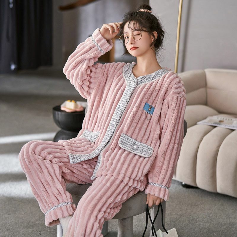 2024 baru Fashion musim gugur musim dingin baju tidur piyama harum kecil wanita Plush tebal pakaian santai Famale karang pakaian rumah Set