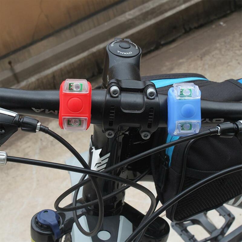 Велосипедный светодиодный светильник 6-го поколения, силиконовый двухсторонний светильник для велосипеда, предупреждающая сигнализация, декоративный светильник с 2 батареями CR2032