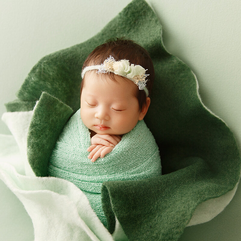 Wool Felt Wrap,Newborn Photography Props,Petal Baby Felted,Square Blanket,For Infant Photo Studio Photo Shoot Pose Accessories