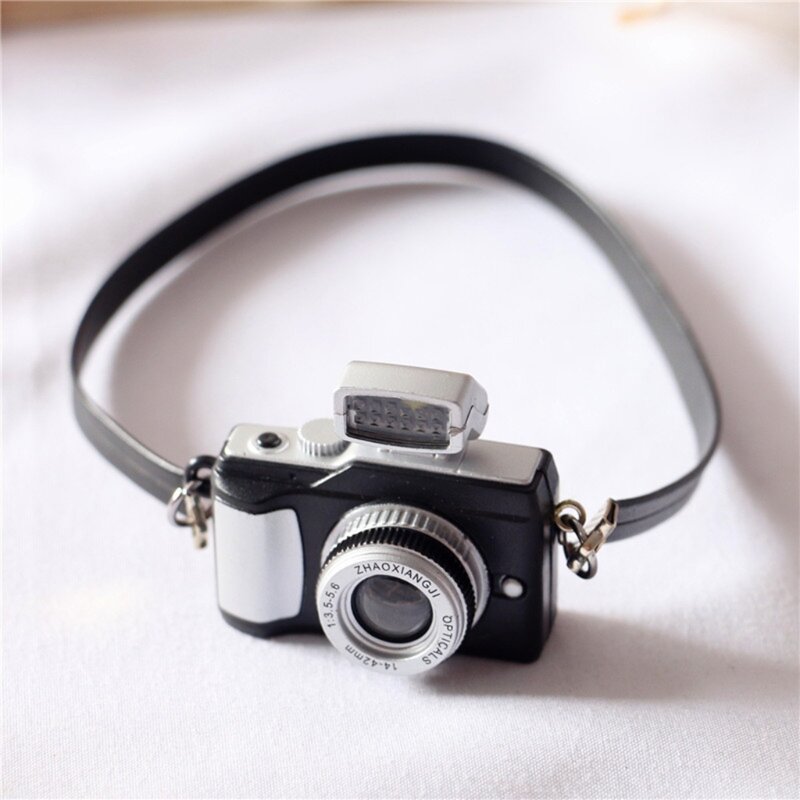 Kleinkinder Fotoshooting Retro Miniaturkamera 1/12Puppenhaus Minikamera Modell