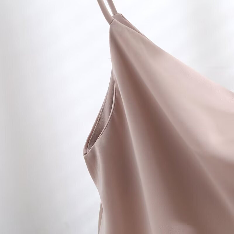 Keyanketian 2024ผ้าซาตินคอแกว่งสำหรับผู้หญิง, เสื้อคอเสื้อบังทรงซาตินสไตล์ชั้นในบางเฉียบสีทึบ shorttop