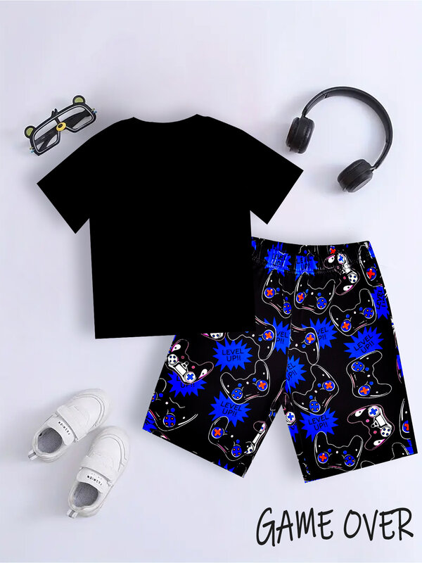 Cool Casual Loungewear Pijama Set para meninos, Gamepad Pattern Print, pulôver de manga curta, shorts Allover Print, pano legal, 2pcs