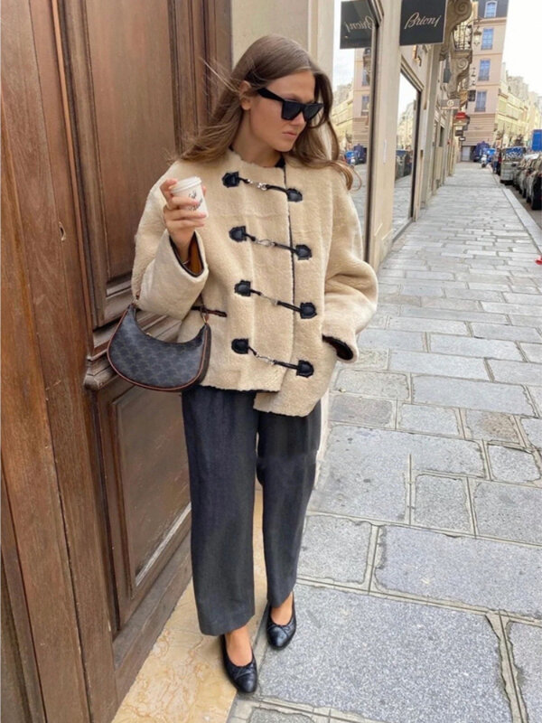 Genuine Real Fur Coat High Quality Womens Natural Wool Coats Thick Warm Elegant Loose Large Size Plush Outwear for Women E634