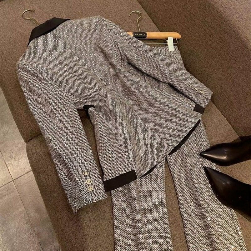 체크 무늬 실크 세트 여성 투피스 세트, 슬림해 보이는 하이웨이스트 플레어 팬츠, 용수철 분위기 있는 빅 사이즈