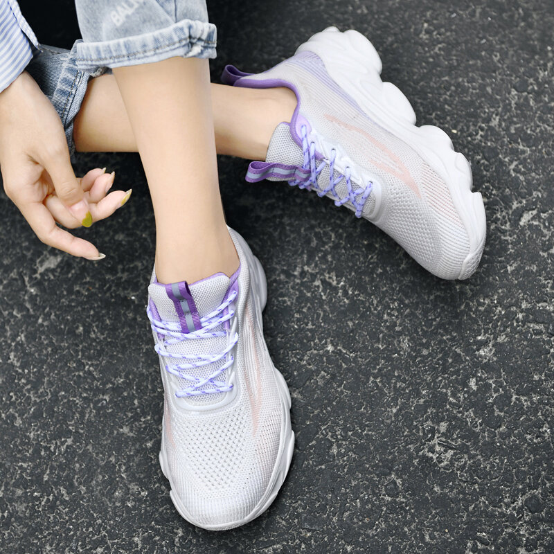 أحذية مسطحة شبكية قابلة للتنفس للنساء ، أحذية رياضية برباط للسيدات ، أحذية نسائية كاجوال ، راحة ، لون الحلوى ، أحادي اللون ، مقاس كبير