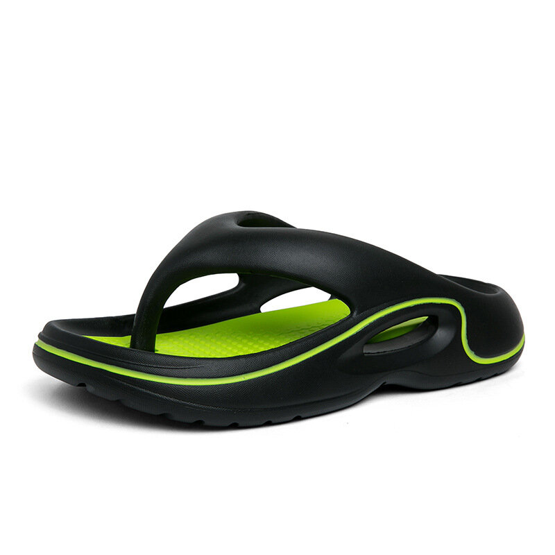 Flip-flops men summer wear 2024 new trend non-slip step on poop feeling thick soled outdoor beach flip-flops