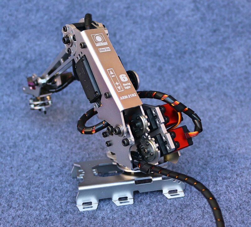 Nuovo modello di Robot industriale con manipolatore multidof a braccio robotico da 6 Dof con Servos da 6 pezzi per Kit braccio a ventosa Arduino giocattolo con stelo fai da te