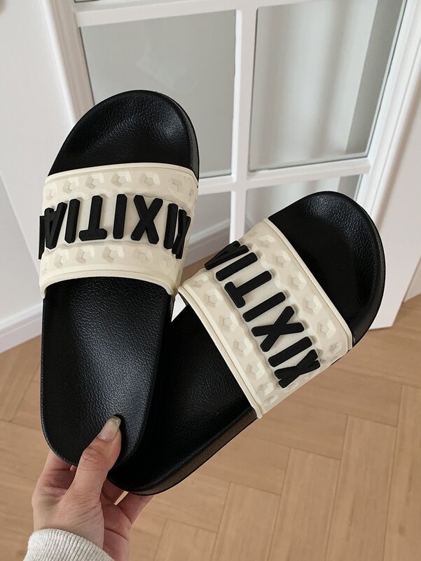Zapatillas de talla grande 47 para hombre y mujer, sandalias de verano con letras, geniales y versátiles, antideslizantes, 2024