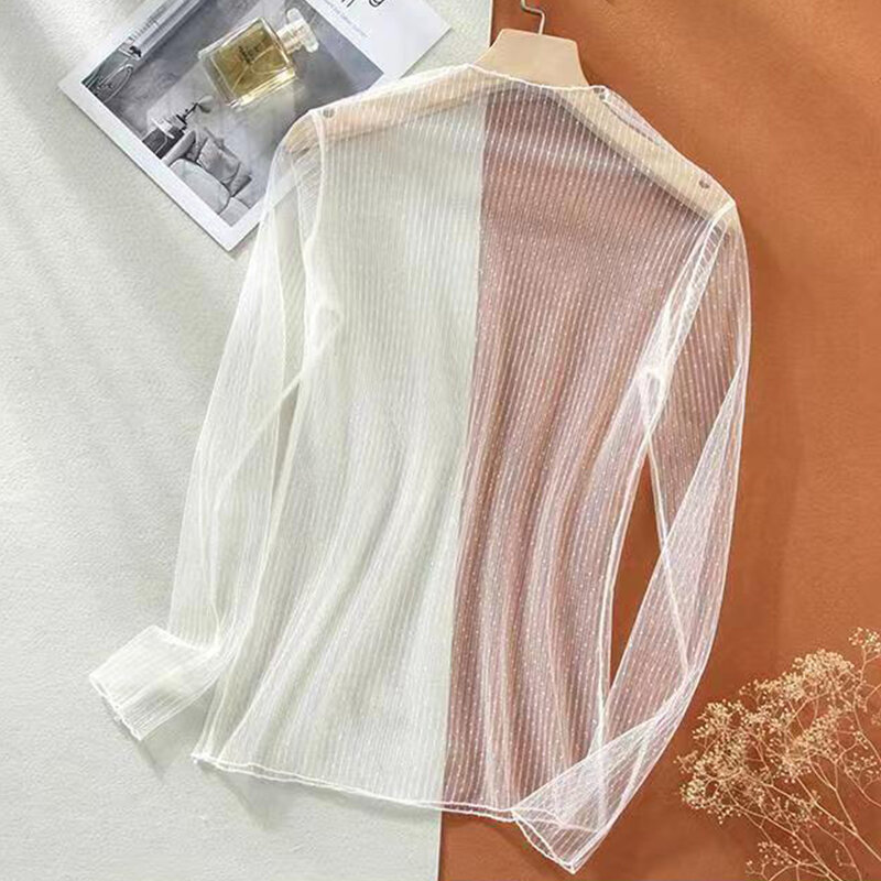 Top in rete a maniche lunghe le donne Sexy vedono attraverso la maglietta trasparente protezione solare trasparente usura interna Pullover Tees Top corto in Chiffon