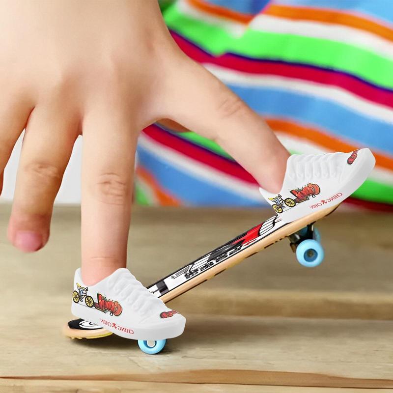 Mini buty Mini deskorolka zabawki na palec deskorolka buty zabawki na biurko buty dla lalek Mini hulajnoga Fingerboard buty podstrunnica malutkie zabawki