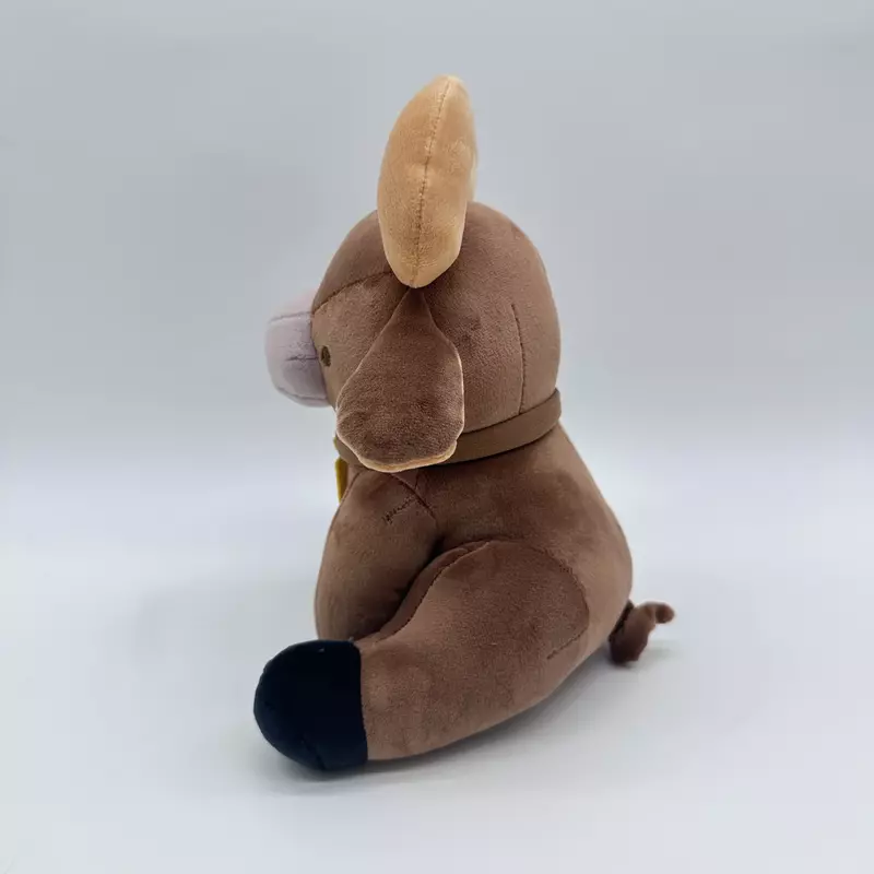 La pantorrilla sentada marrón se puede utilizar como un juguete de felpa de alta calidad para regalos de cumpleaños y vacaciones