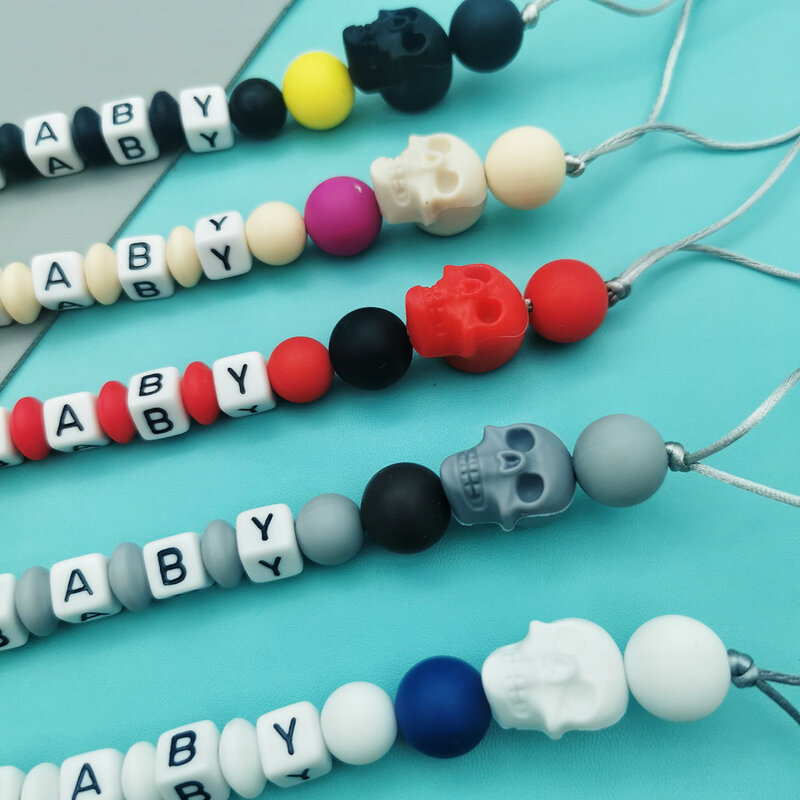Cuentas de silicona con nombre de letra acrílica en inglés personalizadas, cadena de chupete para bebé, mordedor con Clip, colgante Kawaii, juguete para bebé, regalos creativos