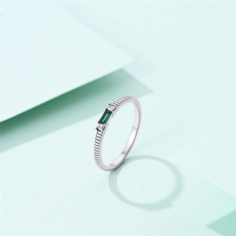 Cincin pola tulang ular hijau perak Sterling 925 elegan untuk wanita lamaran Fashion aksesoris perhiasan