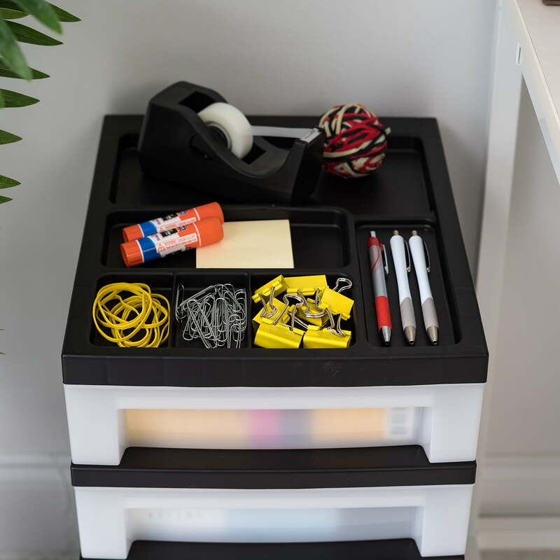 Iris USA, schmaler Kunststoff-Schubladen wagen mit 5 Schubladen und Organizer-Top, schwarz