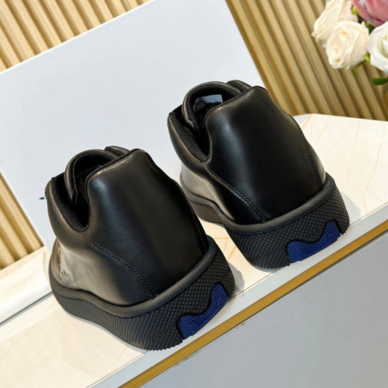 2024 nuove scarpe Casual Unisex in pelle bovina Sneakers da uomo piattaforma in pelle scarpe da donna nero blu giallo scarpe sportive