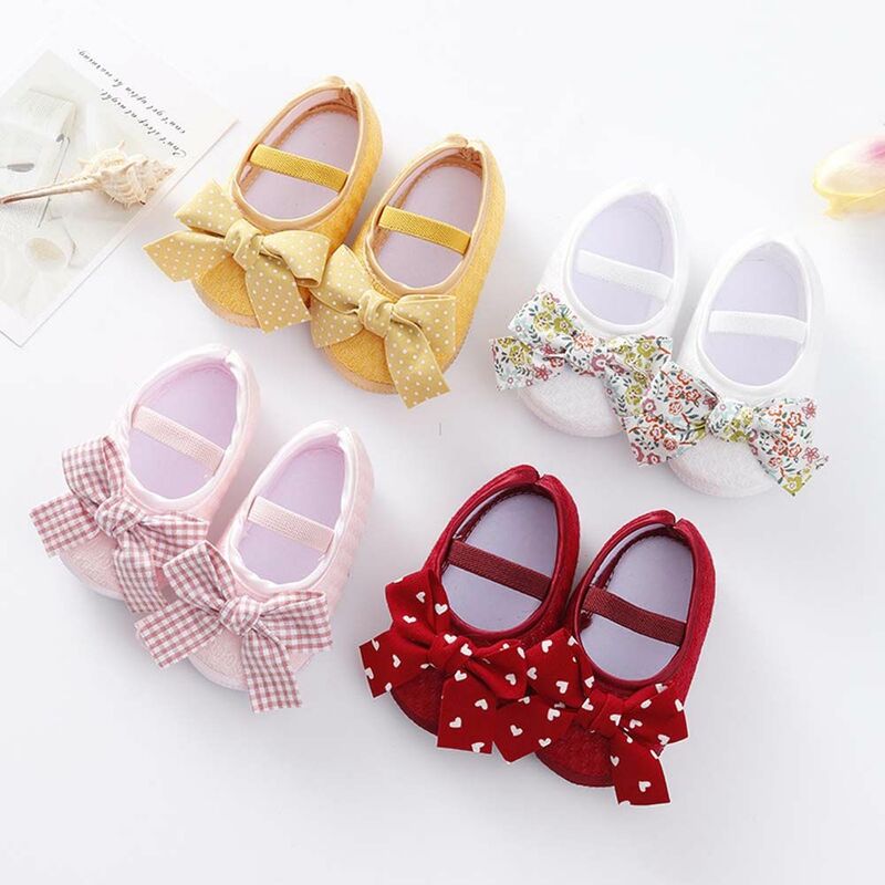 Chaussures en coton coordonnantes avec nœud papillon pour tout-petits, chaussettes souples, premiers marcheurs, chaussures de princesse pour bébé, 0 à 18 mois