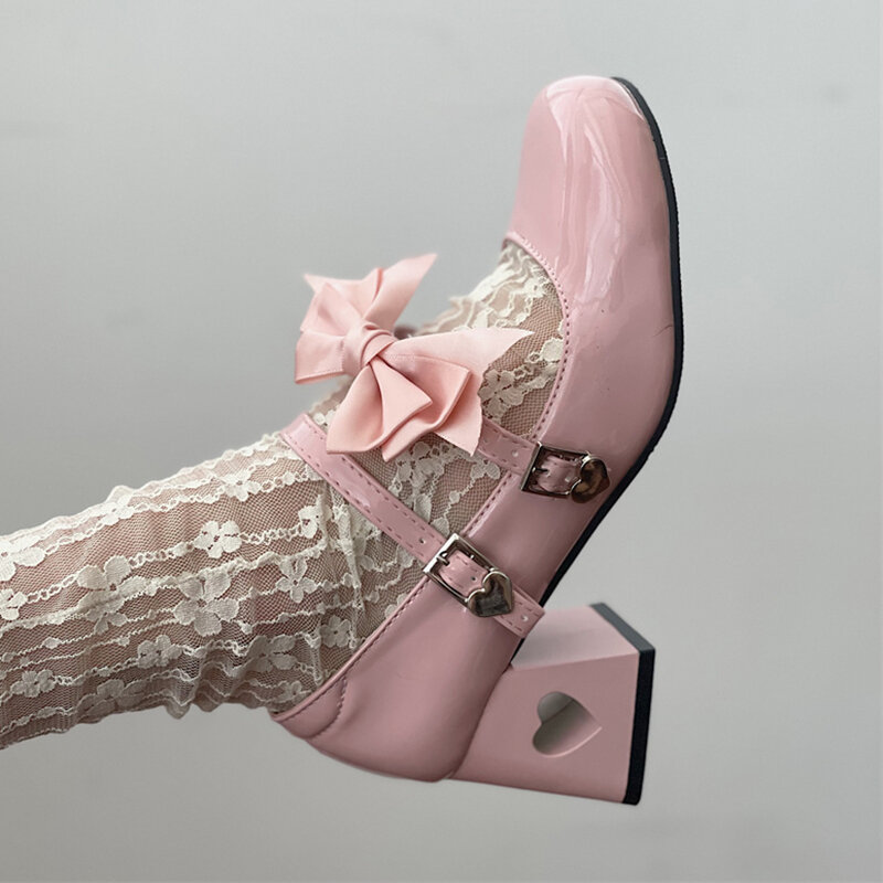Туфли женские розовые в стиле «лолита», на низком каблуке, из лакированной кожи