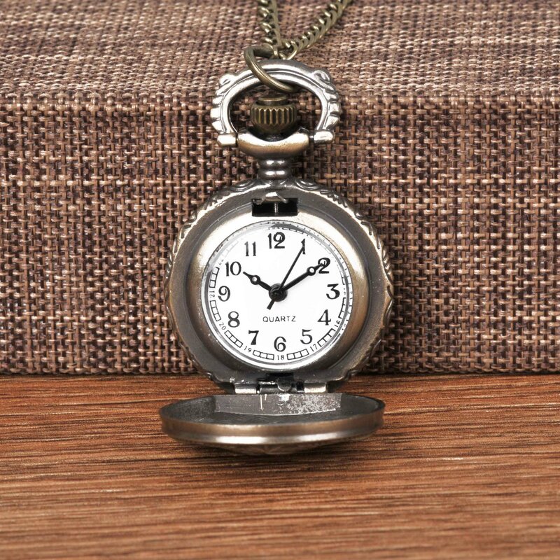 Vintage zsrr radzieckie odznaki sierp młotek kieszonkowy zegarek naszyjnik wisiorek z brązu łańcuch zegar moda godło kobiety prezent dla mężczyzny