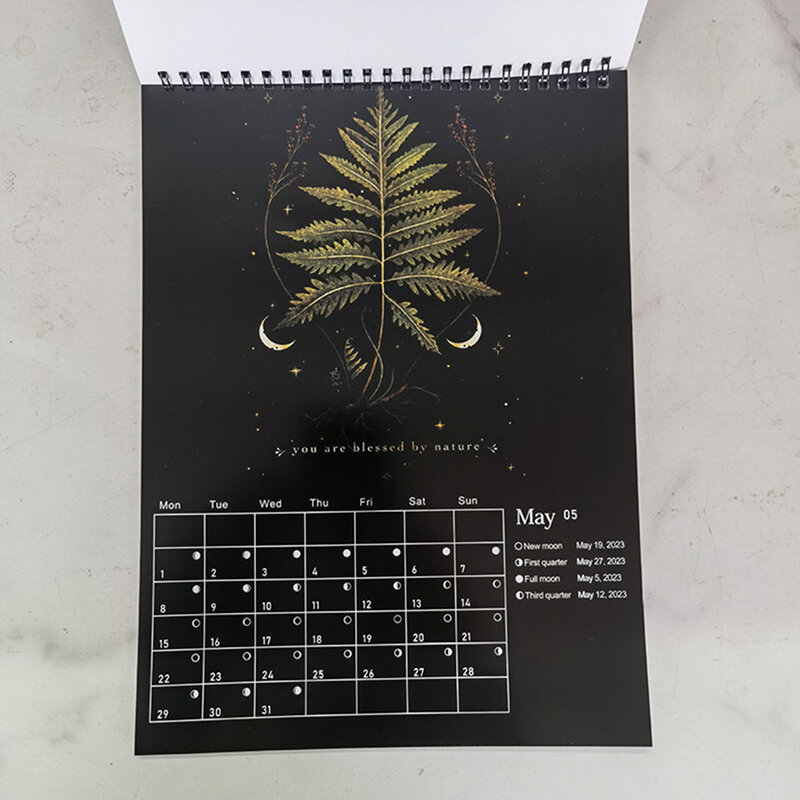 Nowy w kolorze ciemnej zieleni kalendarz księżycowy 2024 zawiera 12 oryginalnych ilustrowanych wisiorek ścienny do wystroju pokoju kalendarza księżycowego w domu