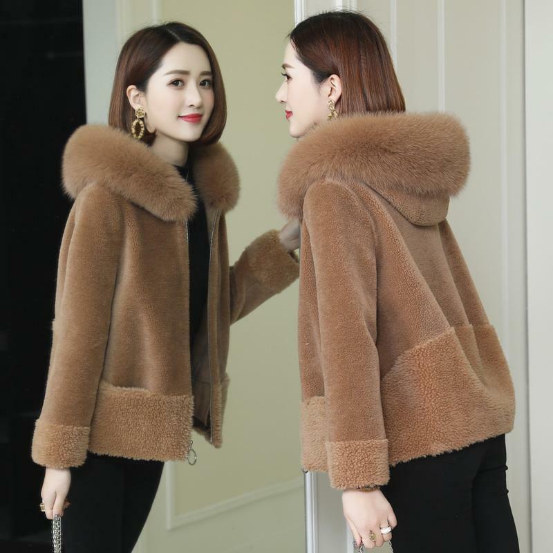 Jaket kerah bulu rubah asli baru musim dingin 2023 mantel bulu domba asli pendek wanita mantel bertudung hangat longgar wanita A444