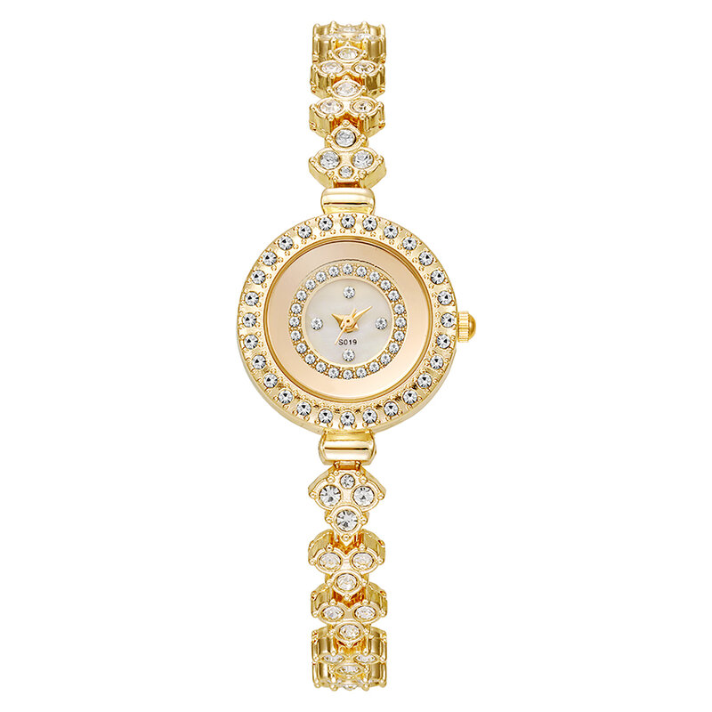Licht Luxe Nieuw Armband Horloge Meerlagig Strass Meisjes Quartz Horloge Mode Accessoire Cadeau