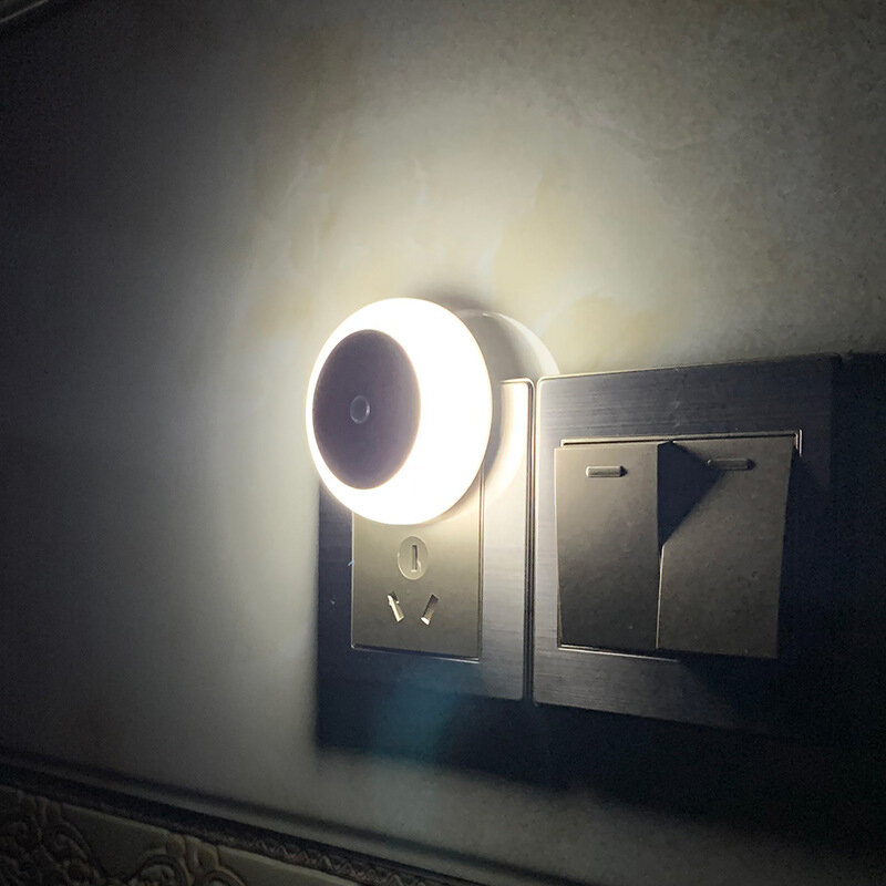 EU 플러그 LED 라운드 화이트 야간 조명, 황혼에서 새벽까지 센서, 스마트 벽 램프, 욕실 침실 주방 복도 에너지 절약 램프